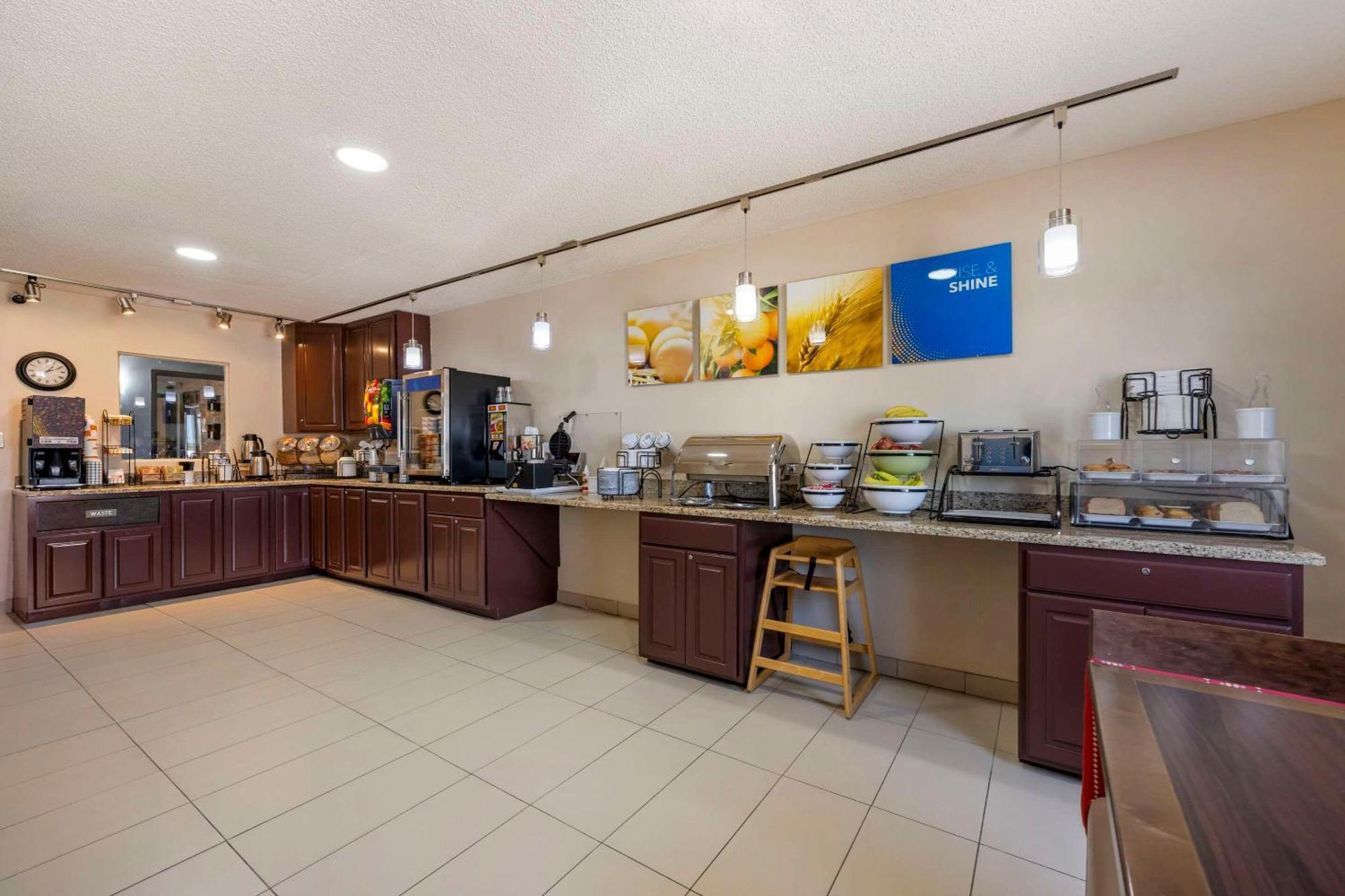 Comfort Inn Hastings Bagian luar foto
