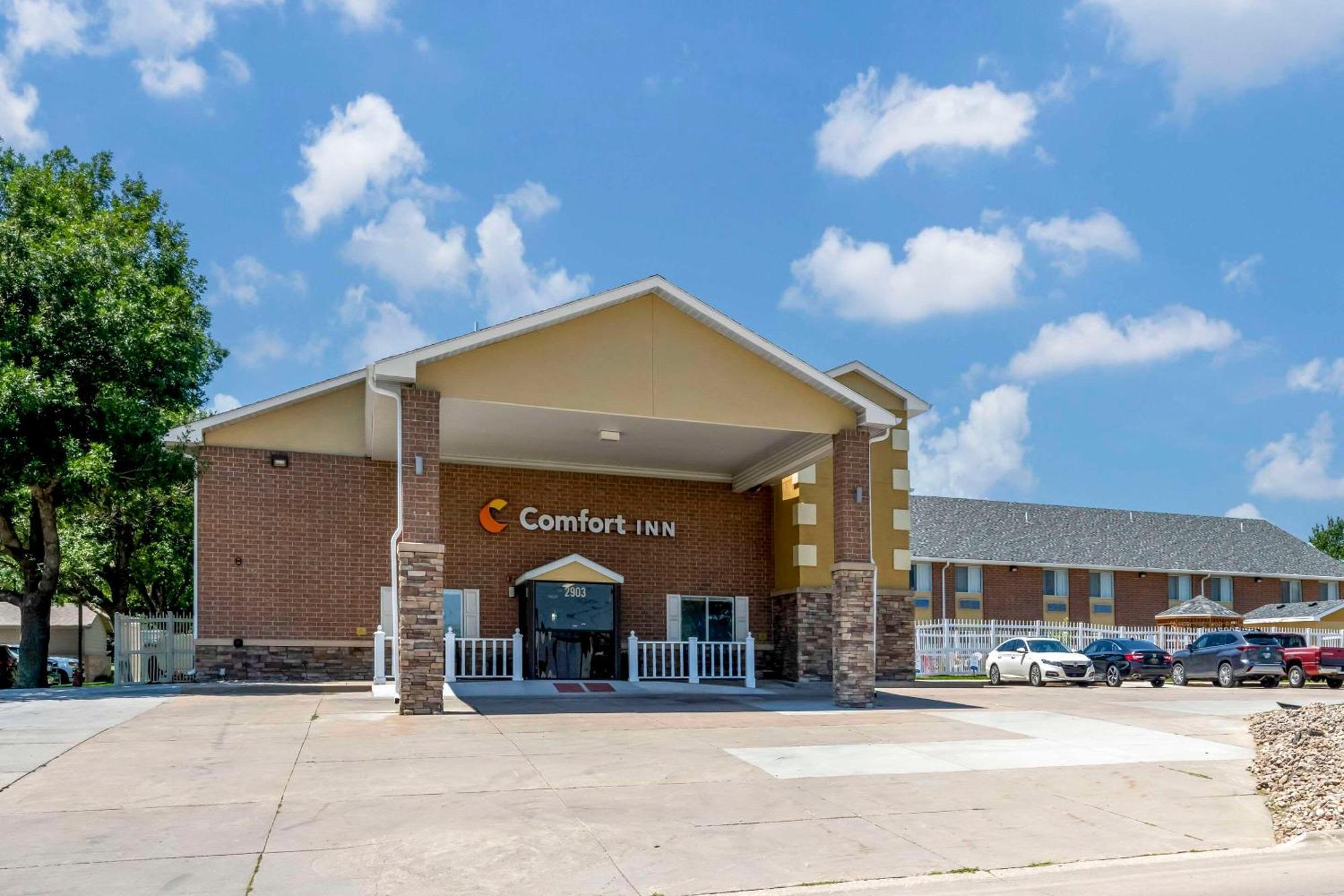 Comfort Inn Hastings Bagian luar foto
