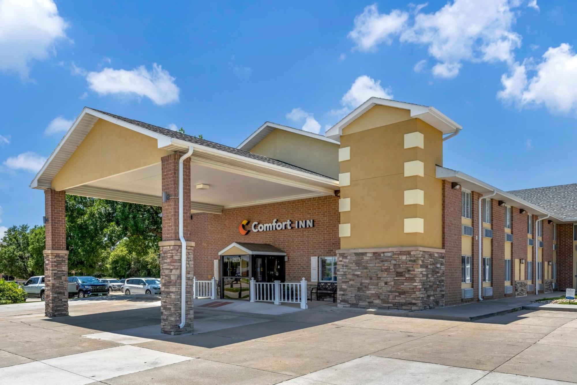 Comfort Inn Hastings Bagian luar foto