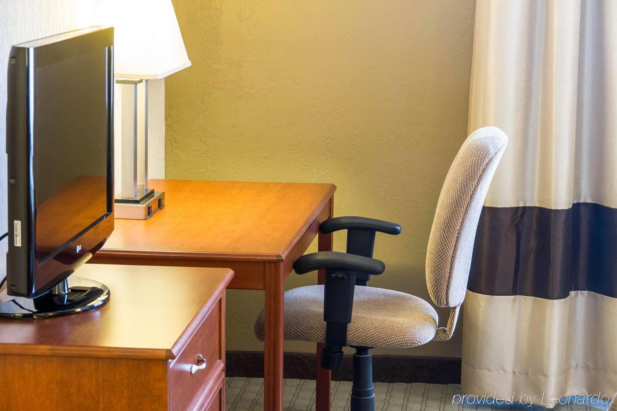 Comfort Inn Hastings Bagian luar foto